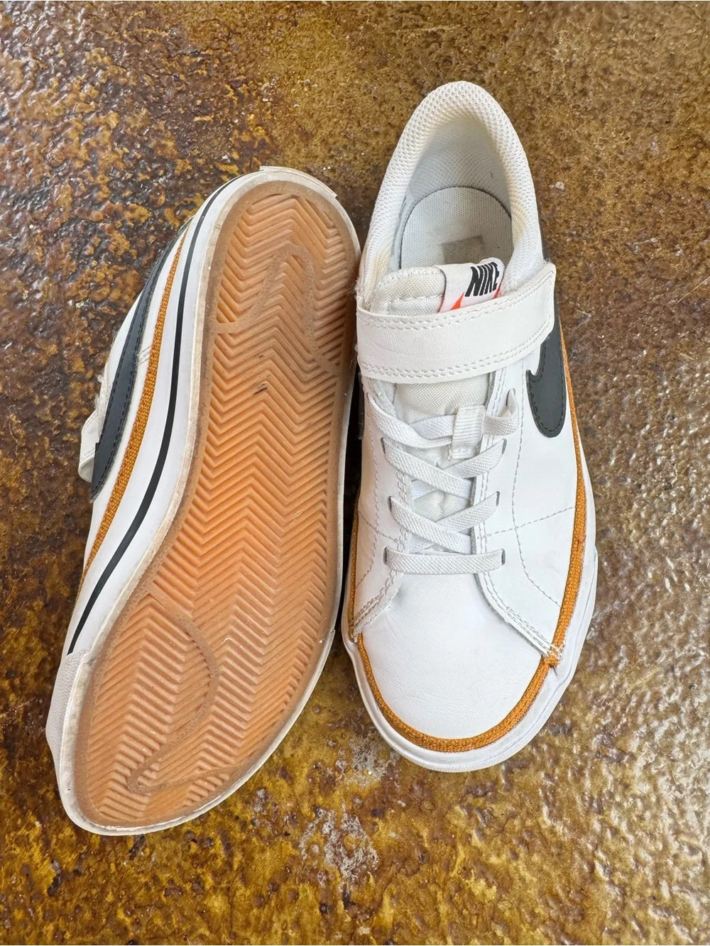 Nike low top